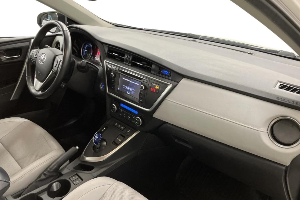 Toyota Auris 2013