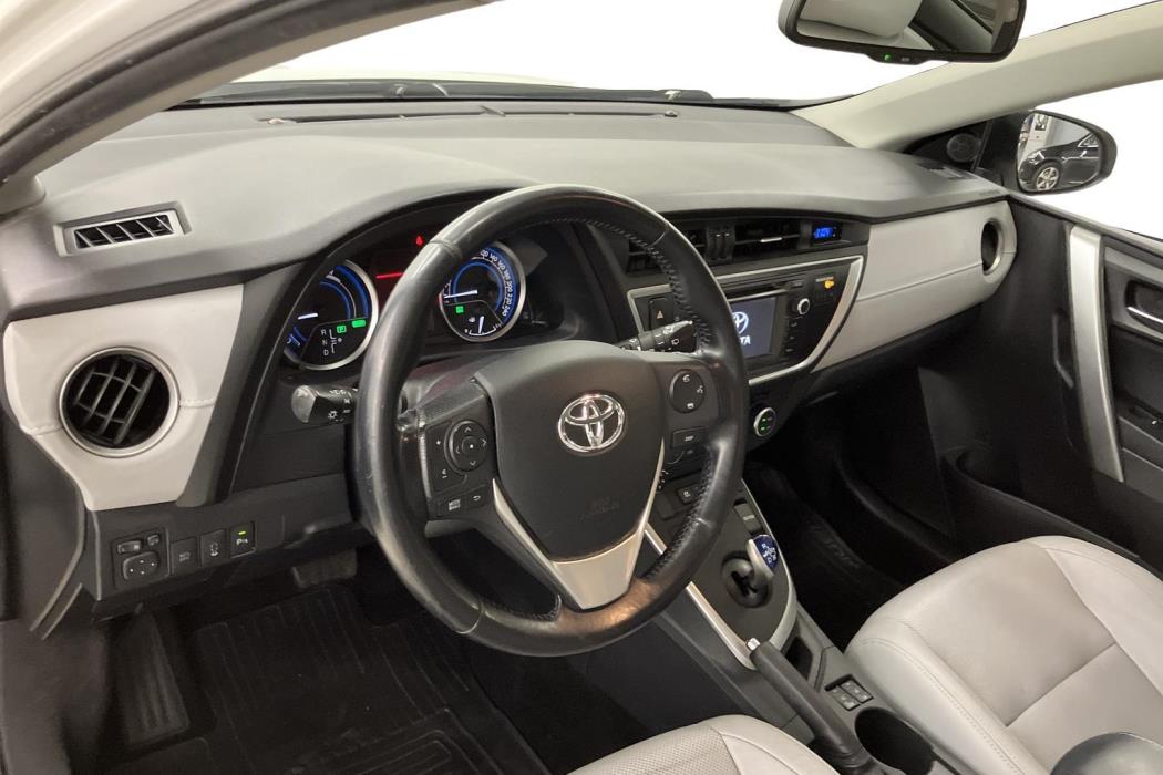 Toyota Auris 2013