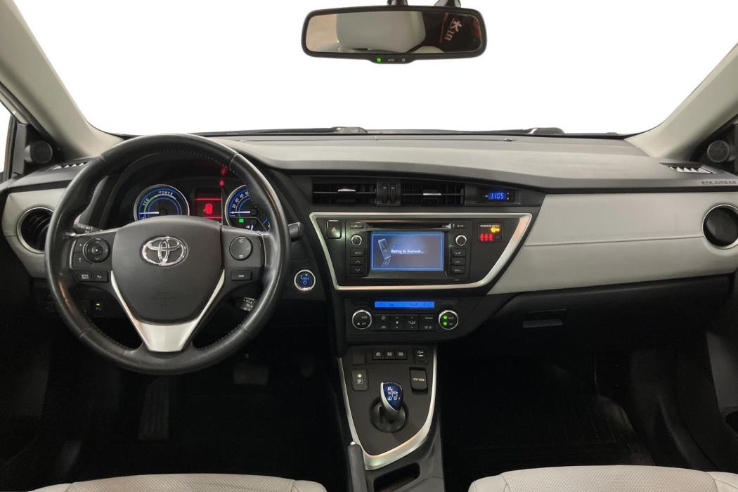 Toyota Auris 2013