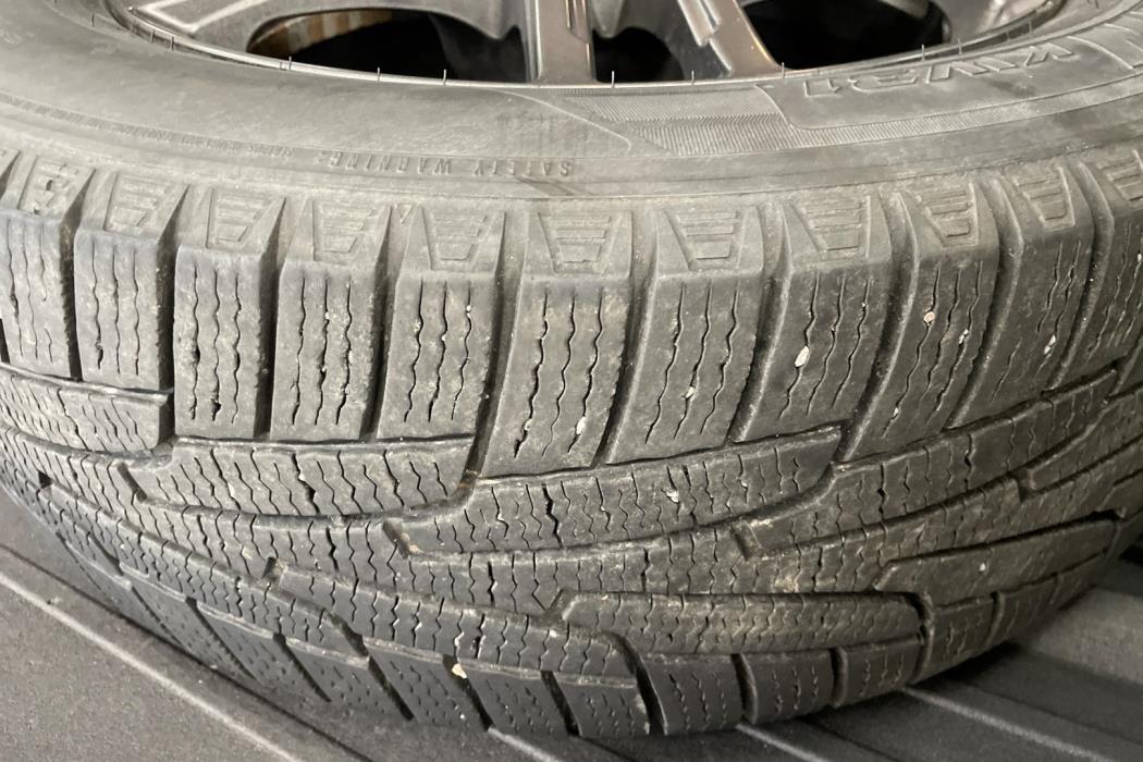 MITSUBISHI Outlander PHEV 2016