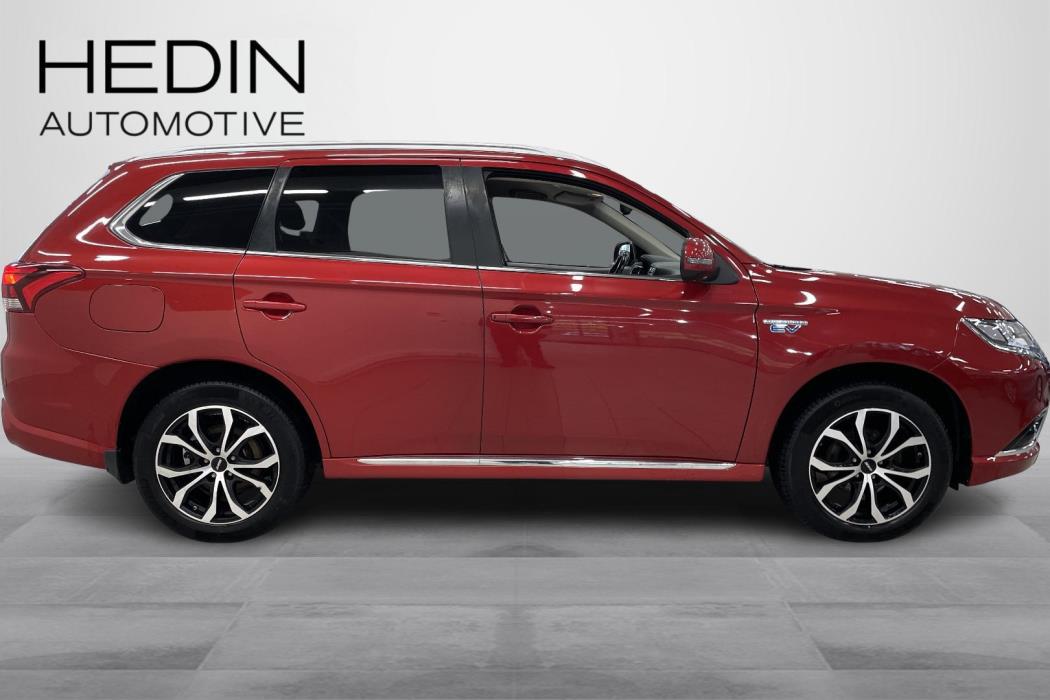 MITSUBISHI Outlander PHEV 2016
