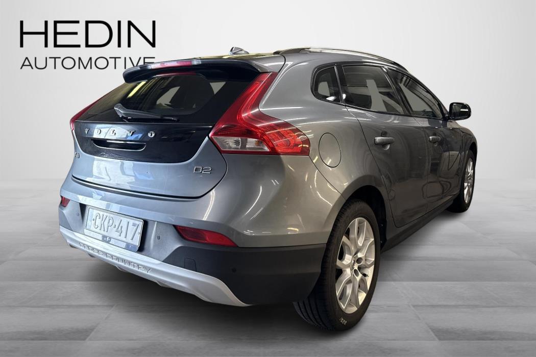 VOLVO V40 Cross Country 2017