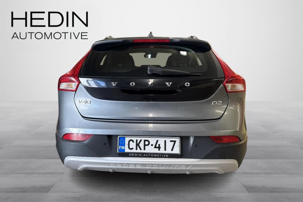 VOLVO V40 Cross Country 2017