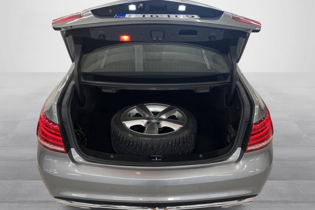 MERCEDES-BENZ E 2015