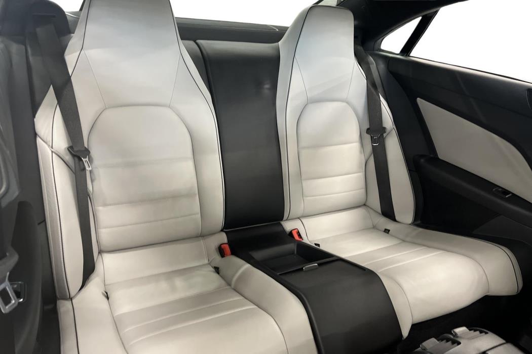 MERCEDES-BENZ E 2015