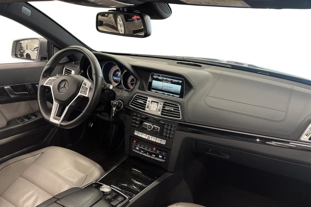 MERCEDES-BENZ E 2015