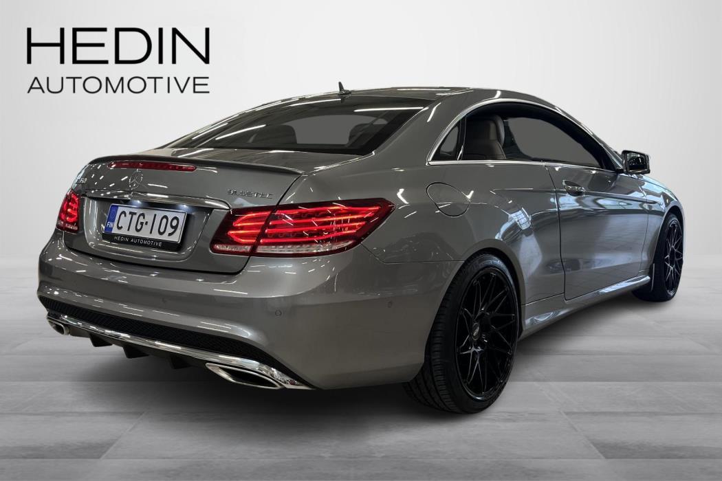 MERCEDES-BENZ E 2015