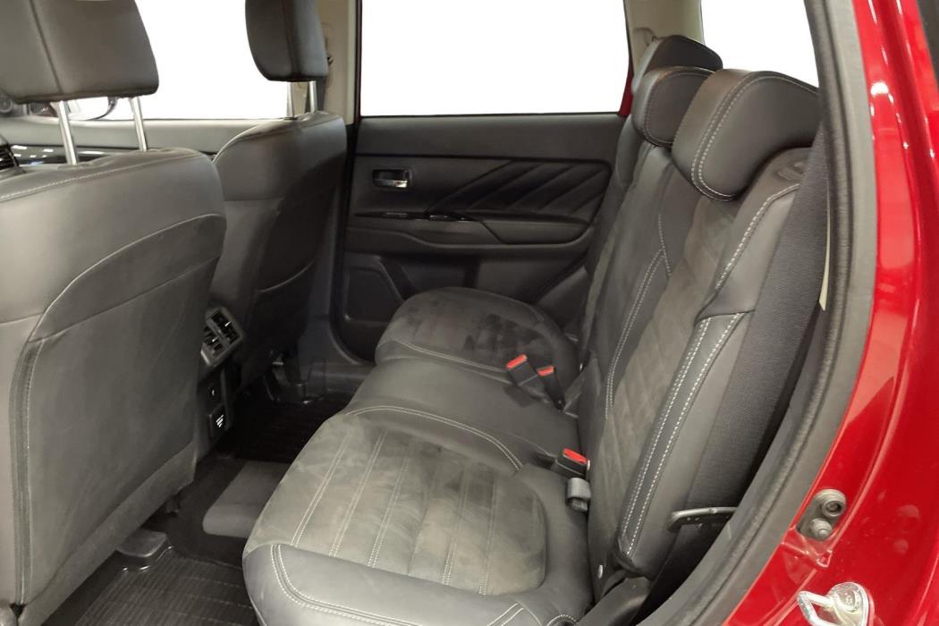Mitsubishi Outlander PHEV 2019