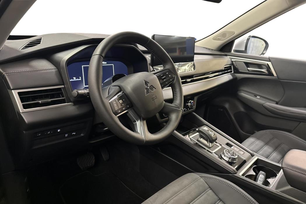 Mitsubishi Outlander 2026