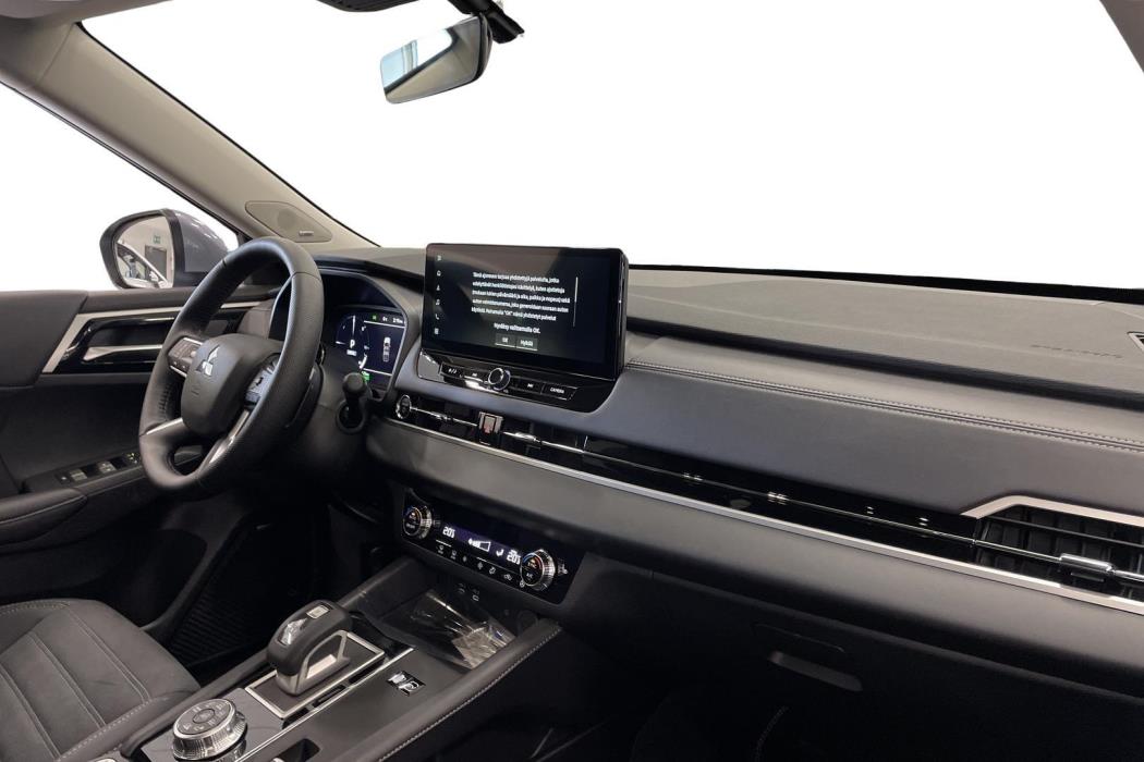 Mitsubishi Outlander 2026