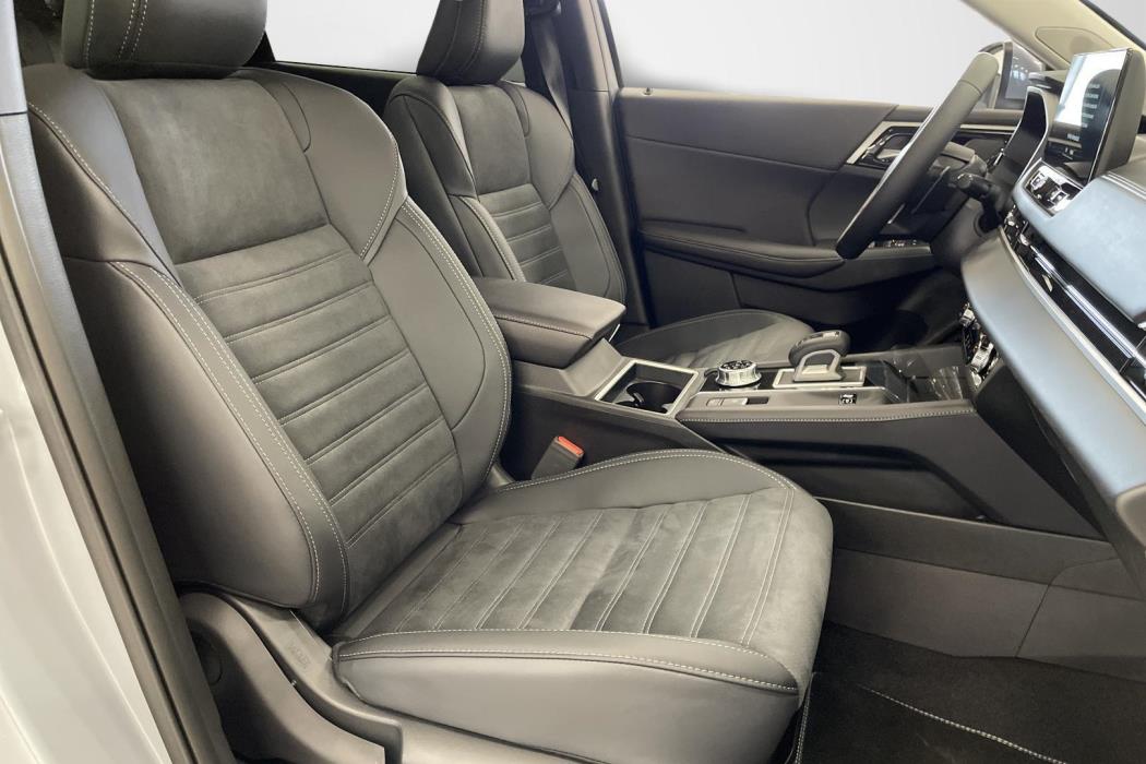 Mitsubishi Outlander 2026
