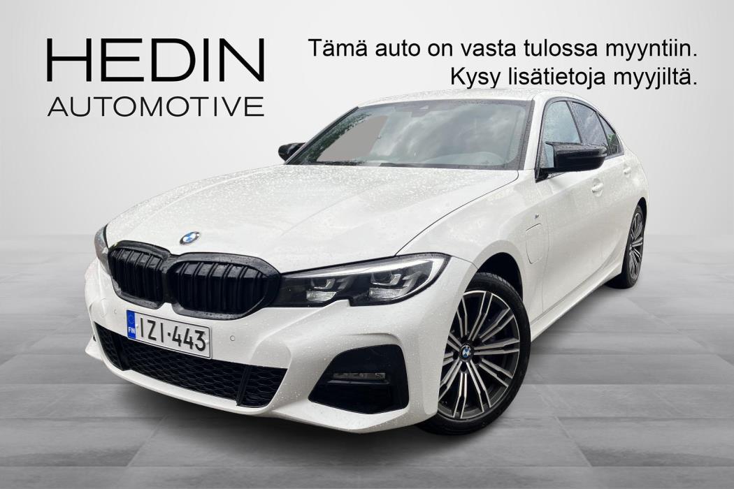 BMW 330 2021
