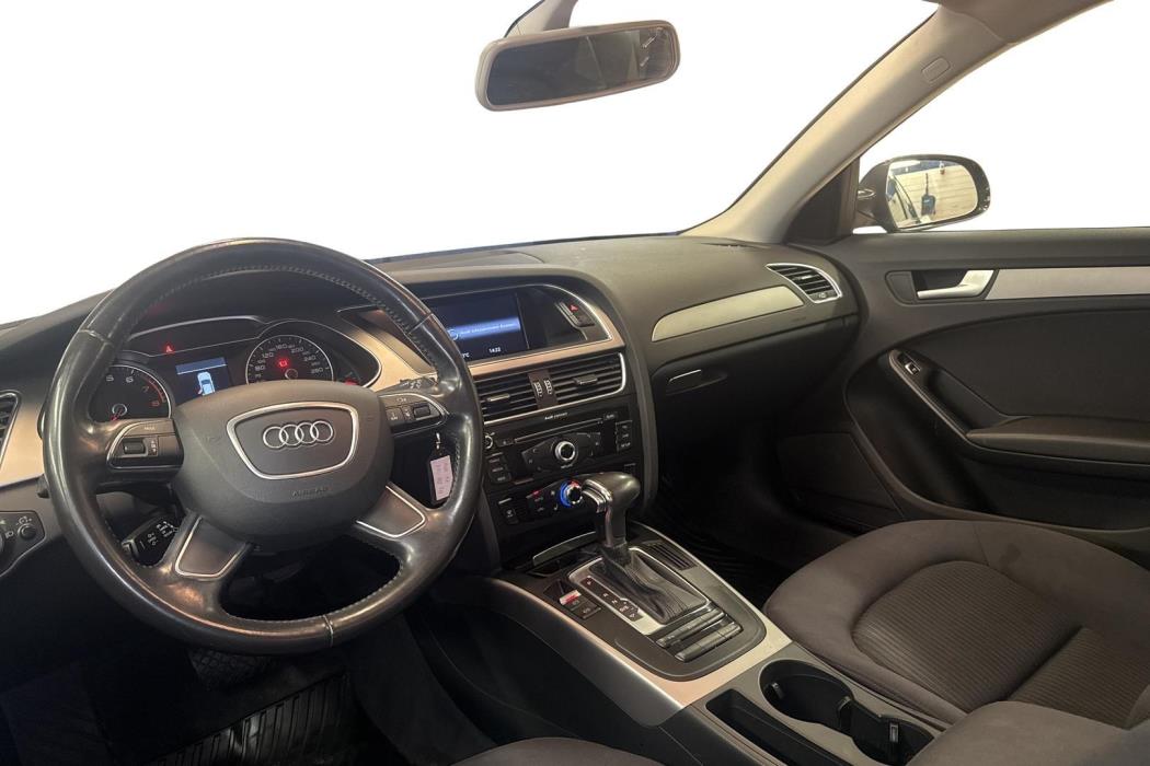AUDI A4 2013