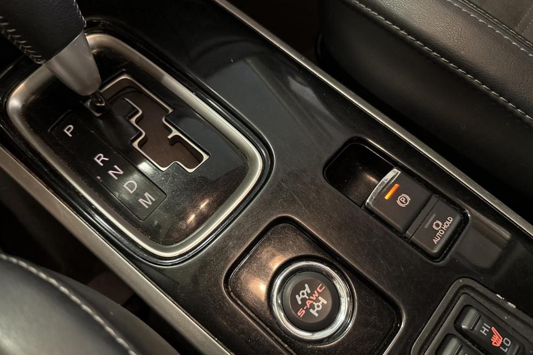 MITSUBISHI OUTLANDER 2021