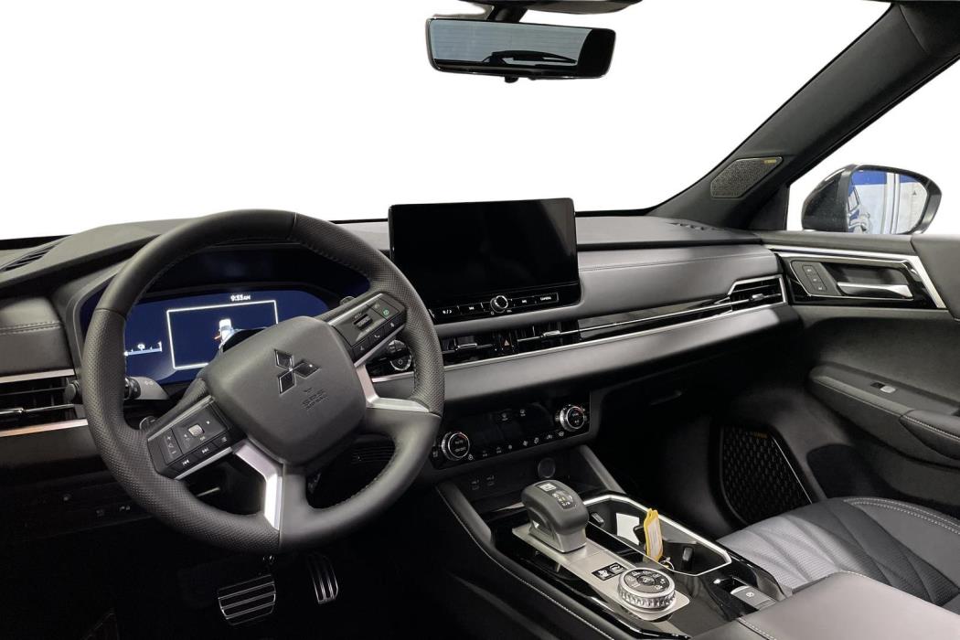 Mitsubishi Outlander 2026
