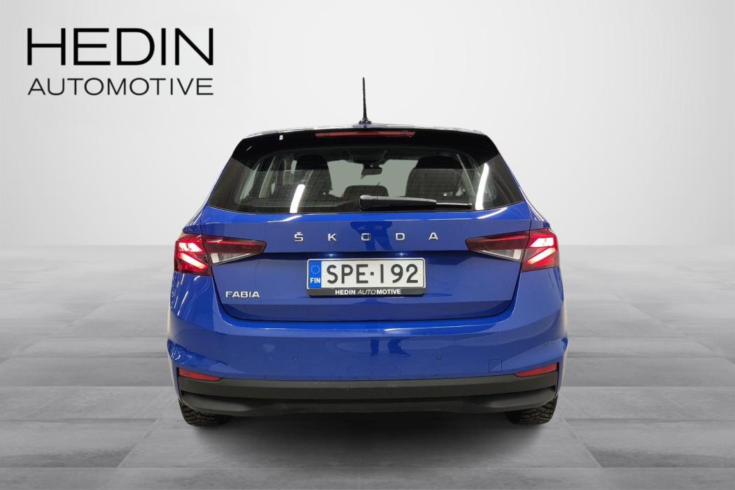 SKODA FABIA 2023