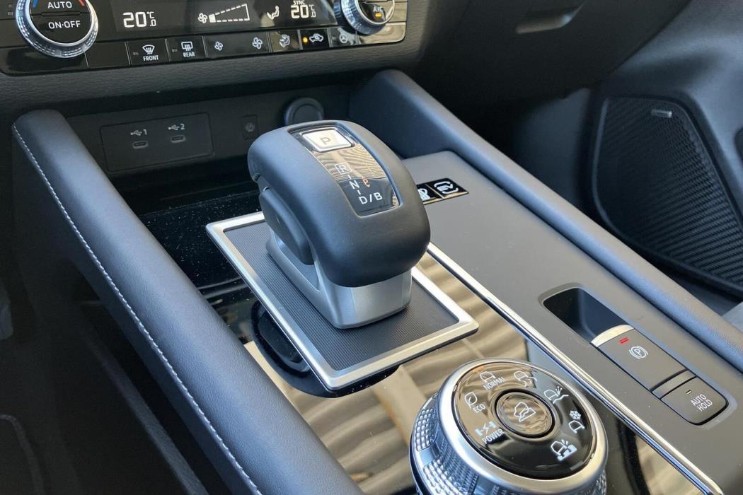 Mitsubishi Outlander 2025