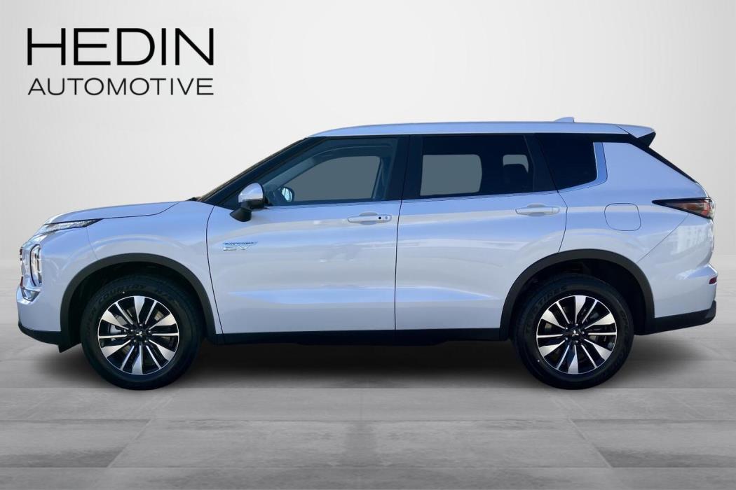 Mitsubishi Outlander 2025