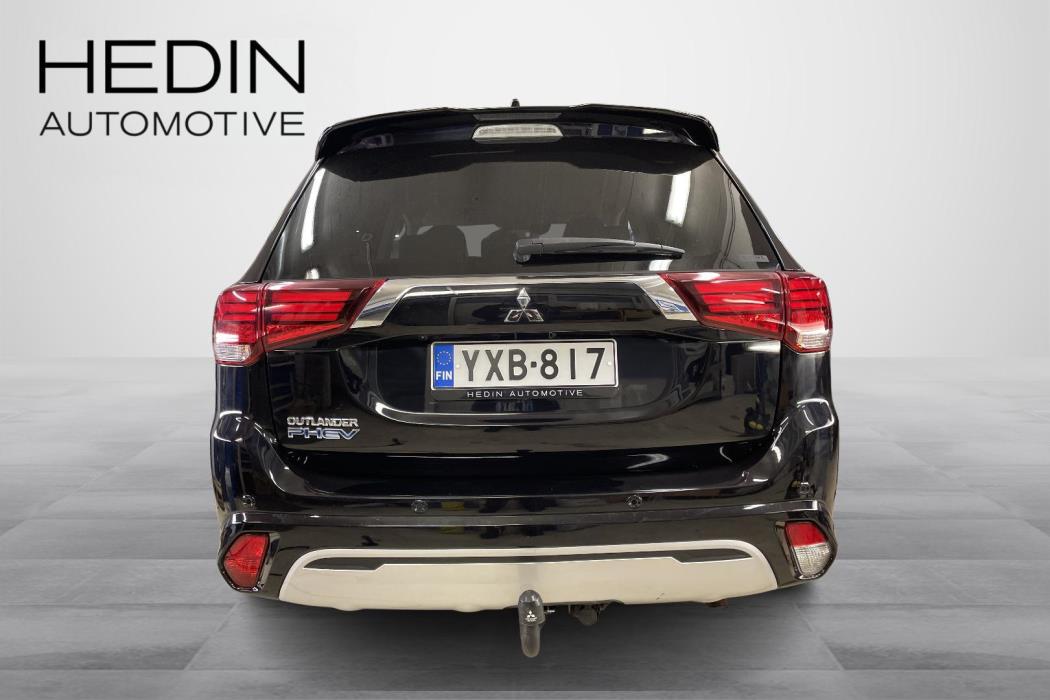 Mitsubishi Outlander PHEV 2021