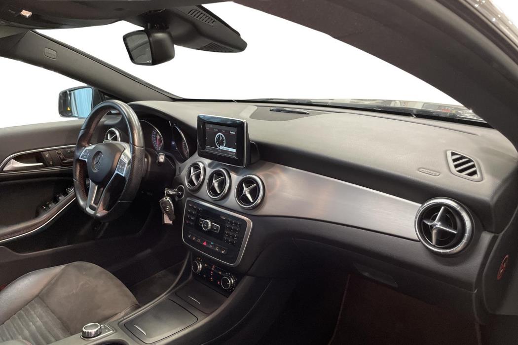 Mercedes-Benz CLA 2014