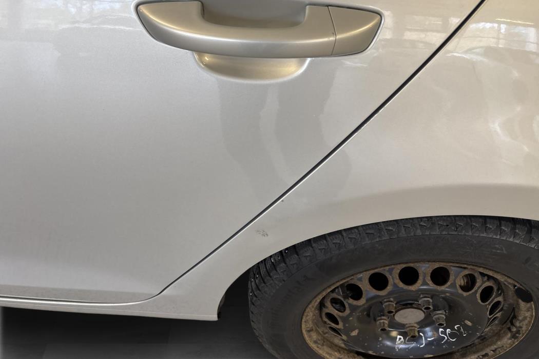 VOLKSWAGEN GOLF 2012