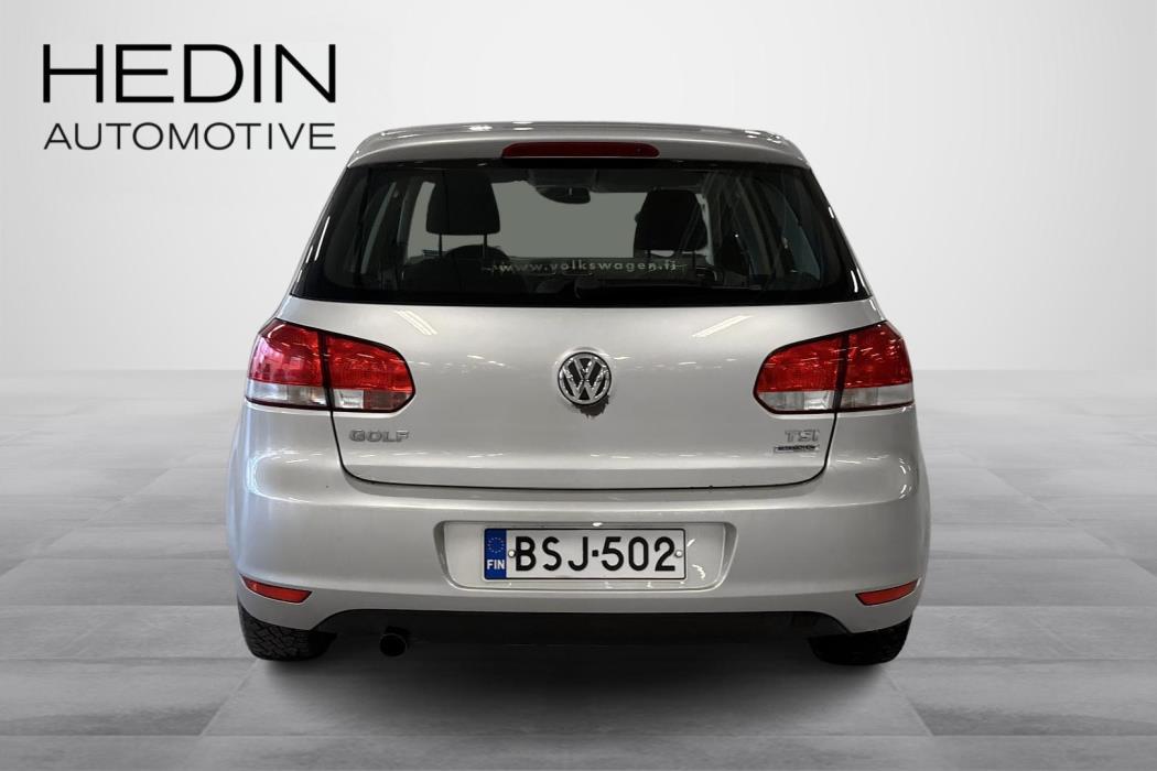 VOLKSWAGEN GOLF 2012