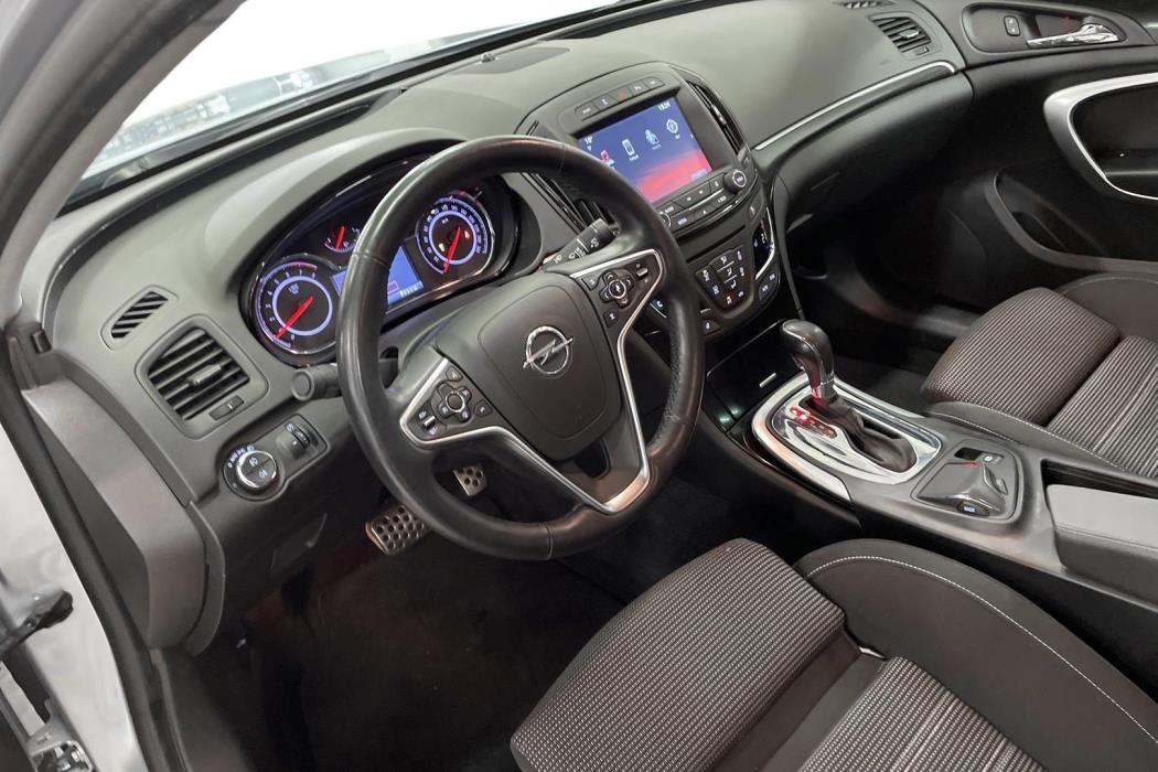 OPEL INSIGNIA 2015