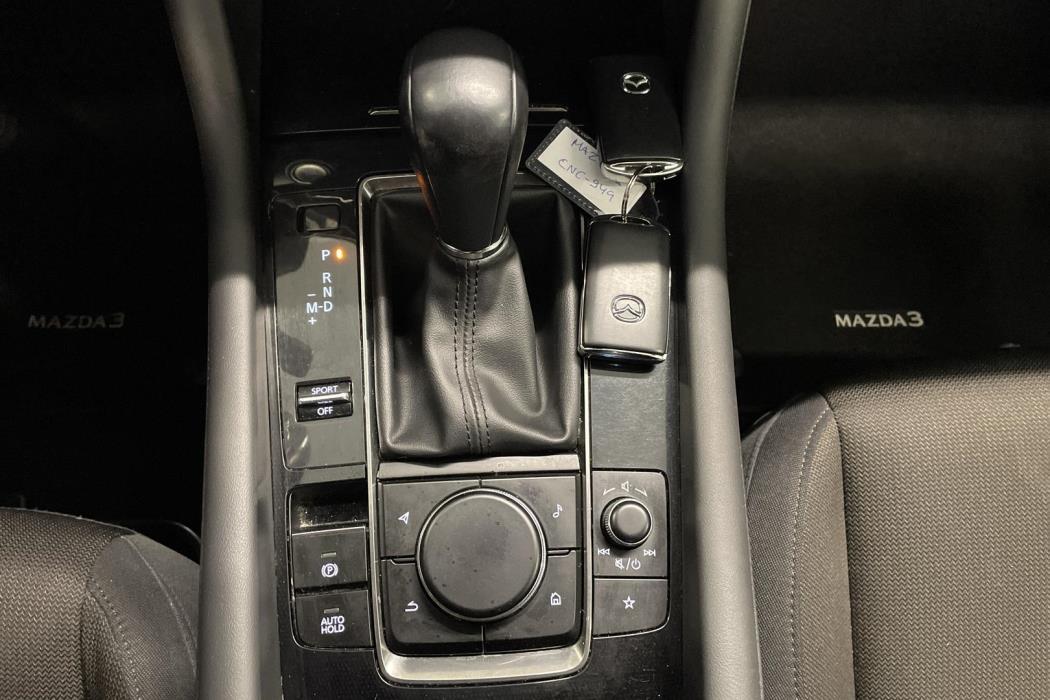 MAZDA Mazda3 2020