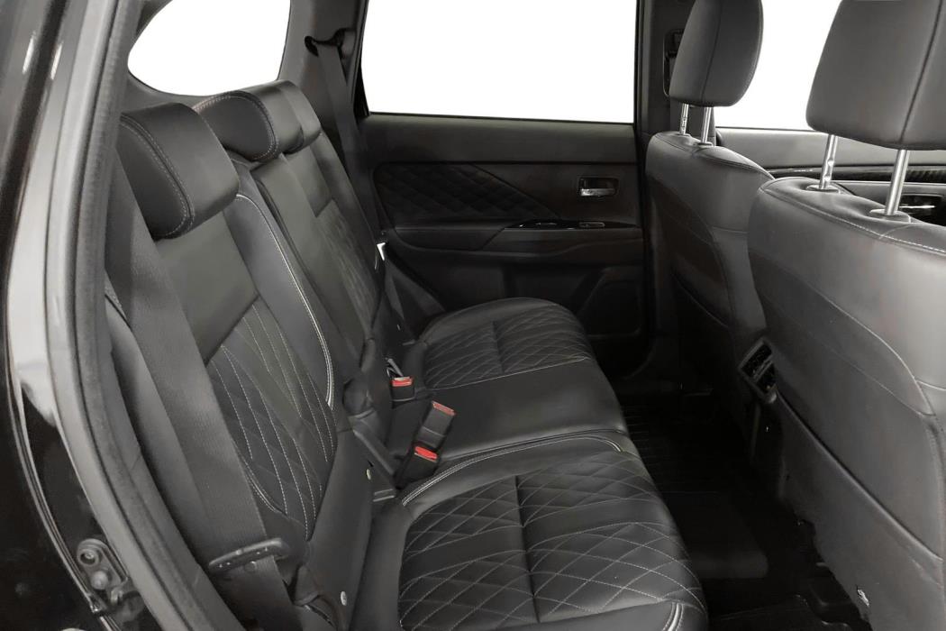 Mitsubishi Outlander PHEV 2019