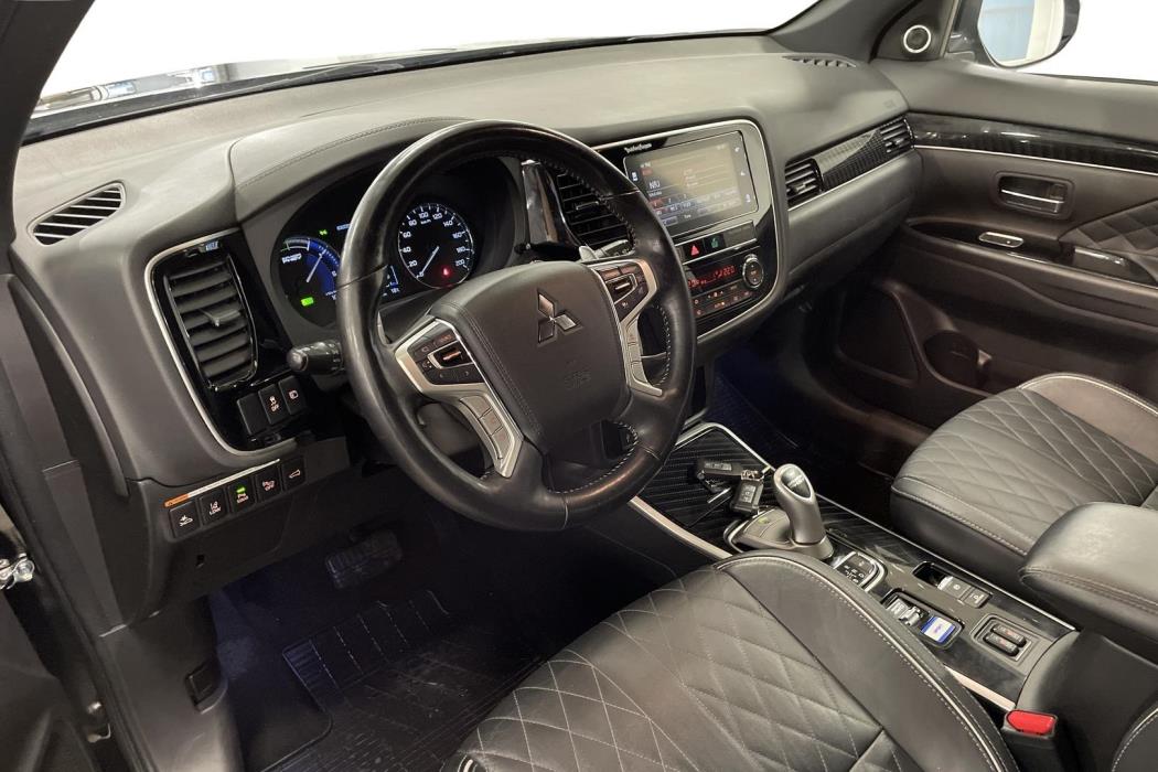 Mitsubishi Outlander PHEV 2019