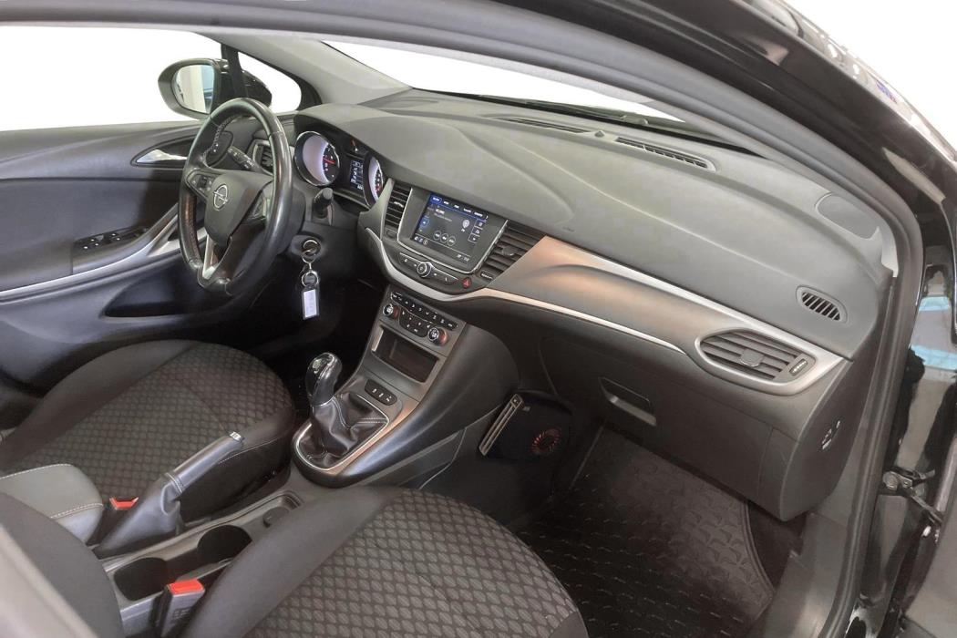 OPEL ASTRA 2022