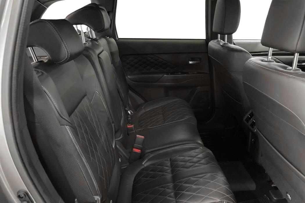 Mitsubishi Outlander PHEV 2020