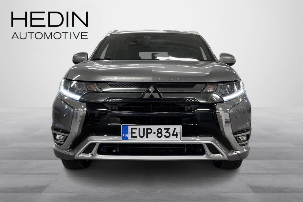 Mitsubishi Outlander PHEV 2020