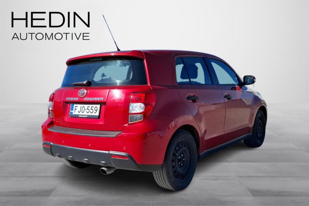 TOYOTA URBAN CRUISER 2010