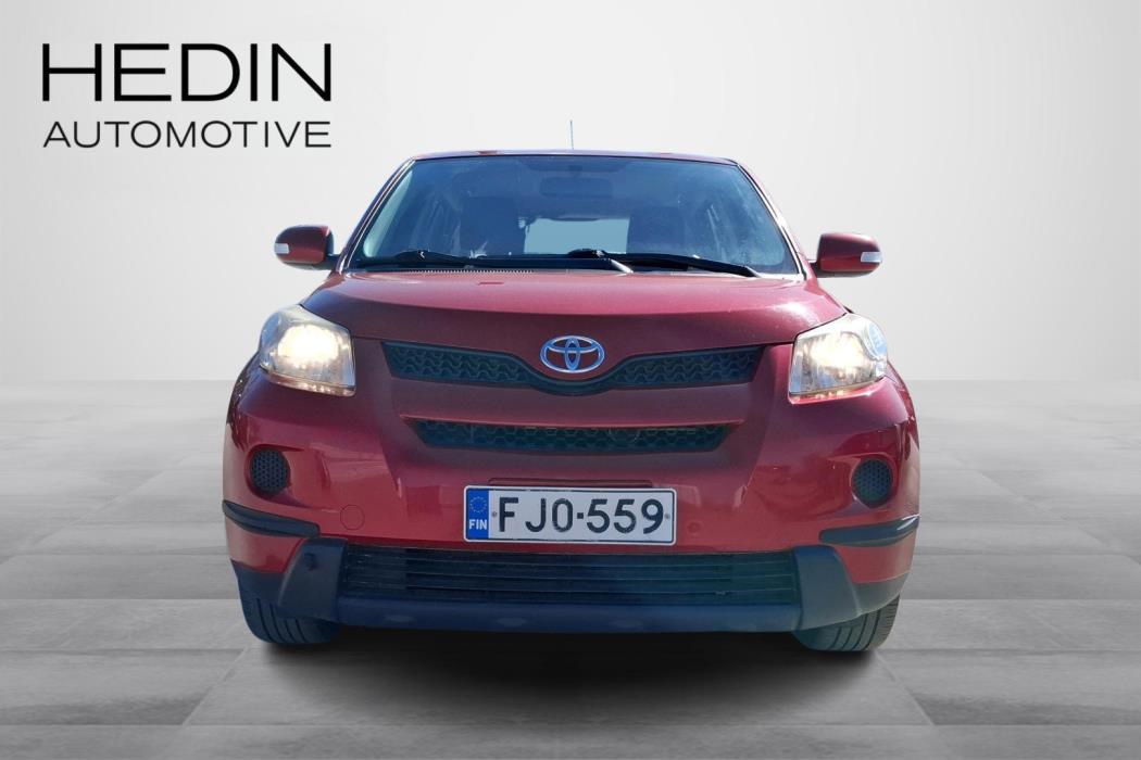 TOYOTA URBAN CRUISER 2010