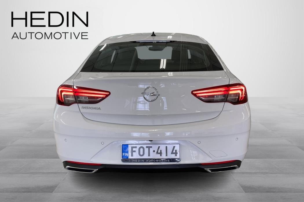 OPEL INSIGNIA 2022