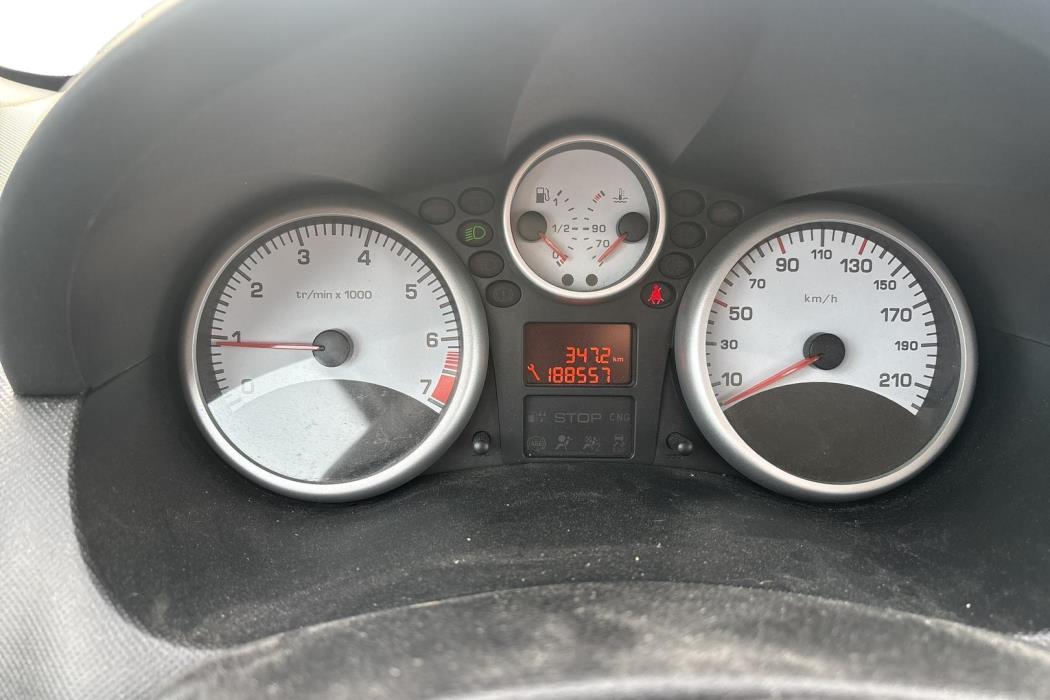 PEUGEOT 206+ 2010