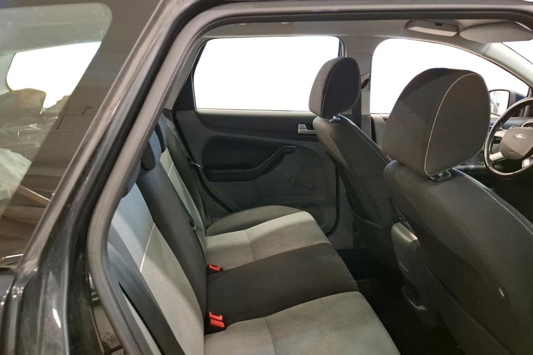 FORD FOCUS 2011
