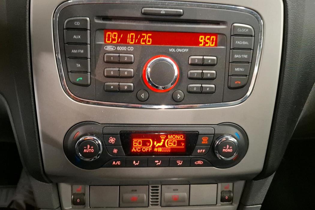 FORD FOCUS 2011
