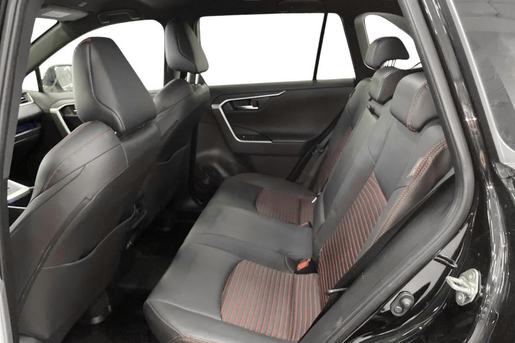 TOYOTA RAV4 Plug-in 2025