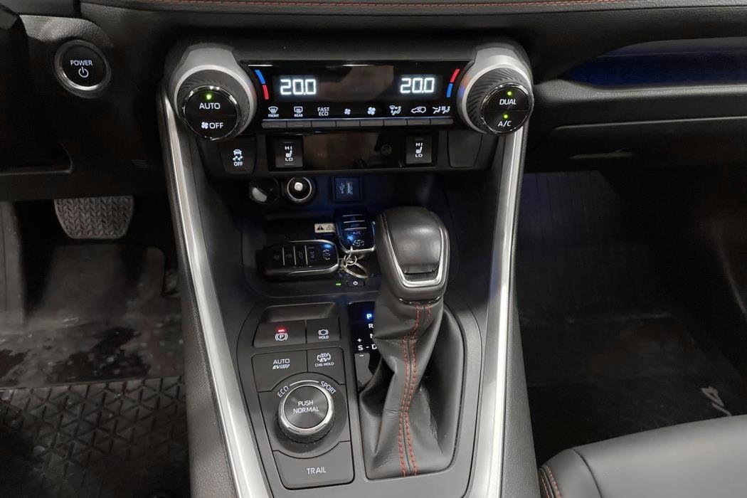 TOYOTA RAV4 Plug-in 2025