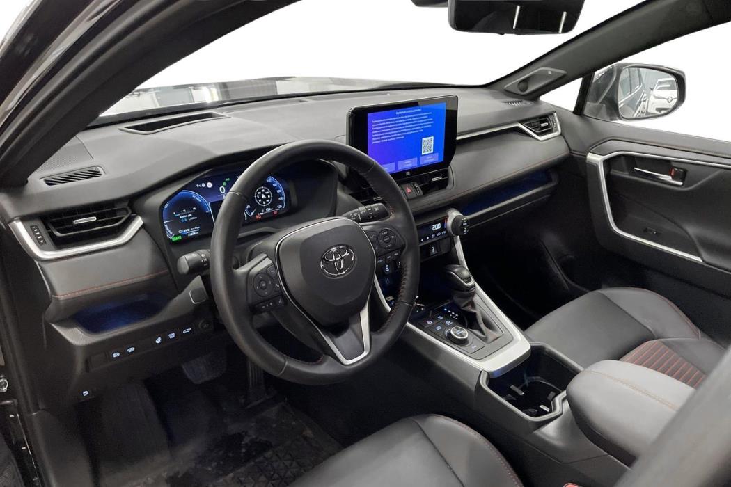TOYOTA RAV4 Plug-in 2025