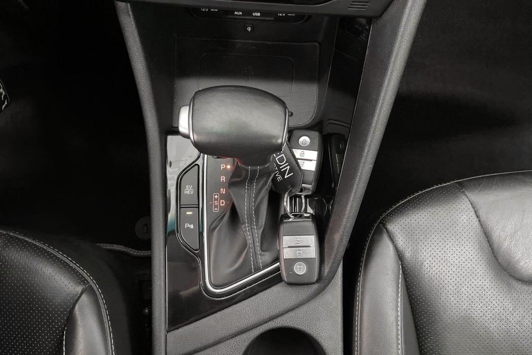 Kia Niro plug-in 2019