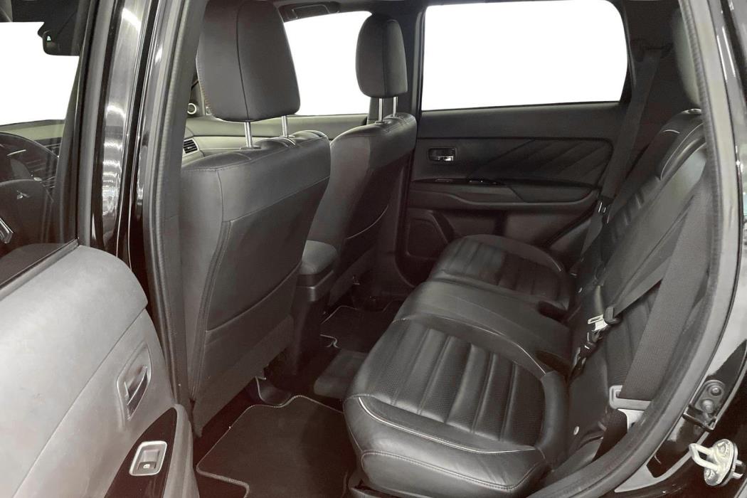 Mitsubishi Outlander PHEV 2018
