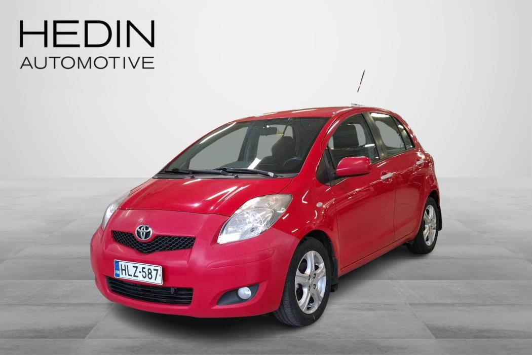 TOYOTA YARIS 2010