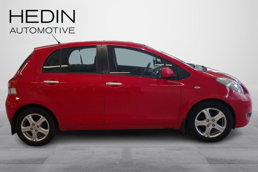 TOYOTA YARIS 2010
