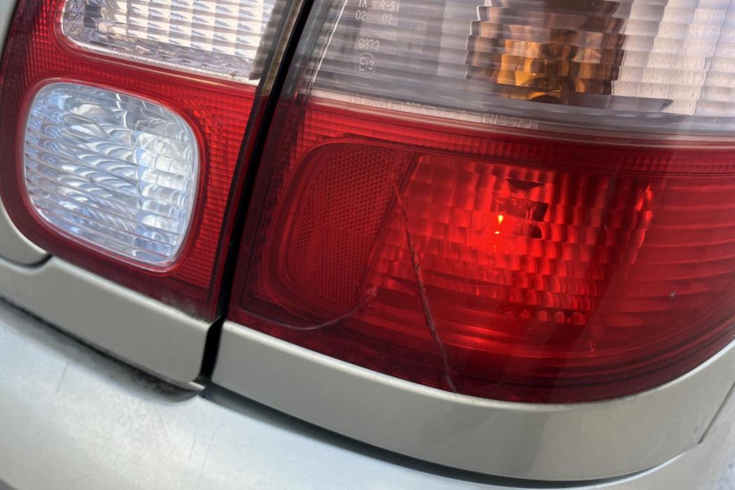 NISSAN ALMERA 2004