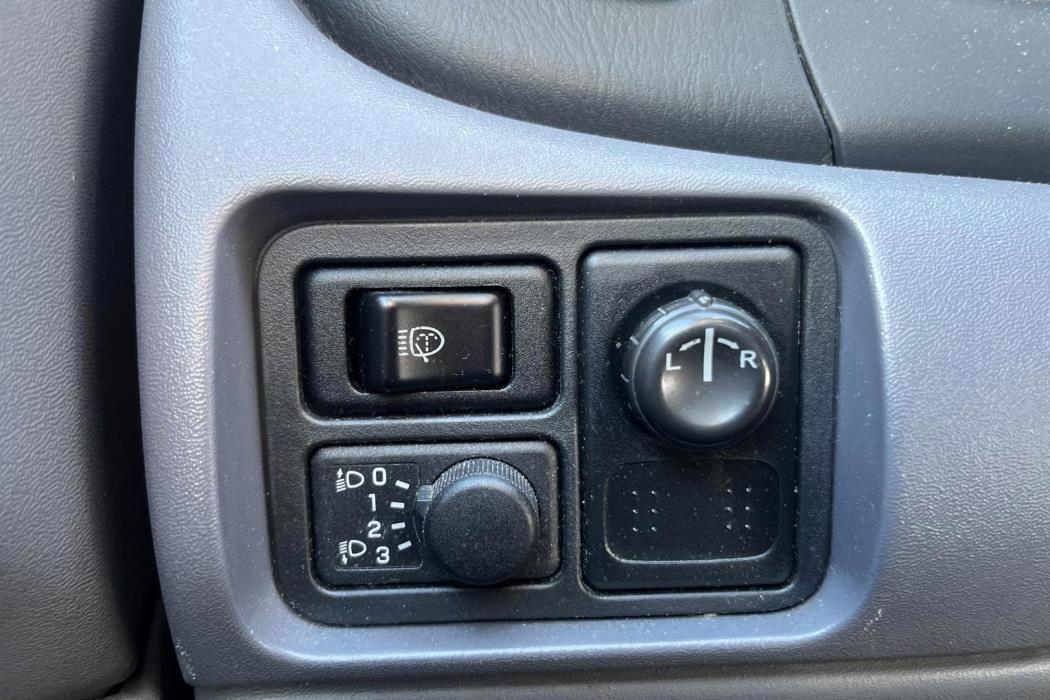 NISSAN ALMERA 2004