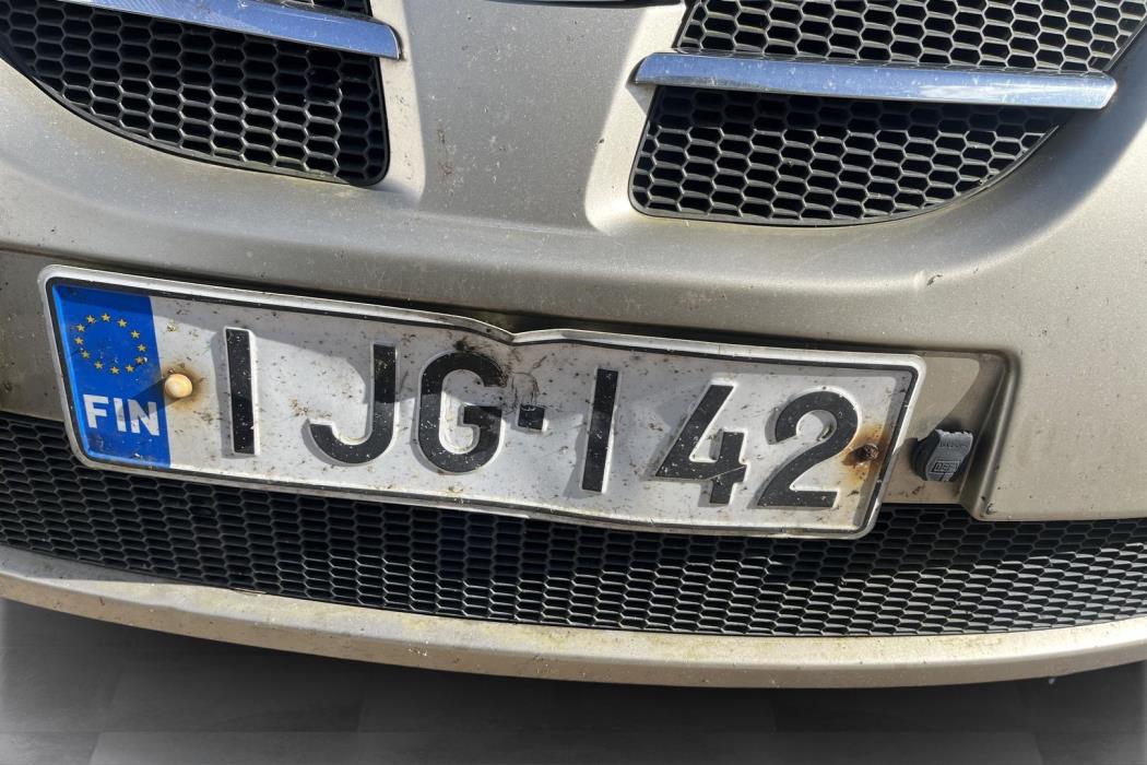NISSAN ALMERA 2004