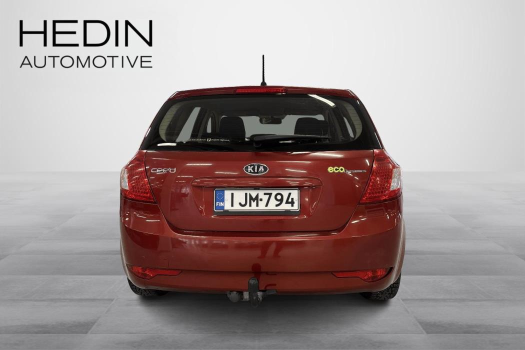 KIA cee'd 2010